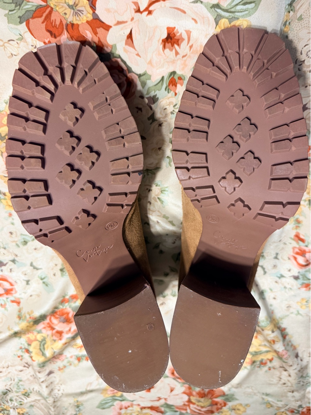 Crown Vintage Tan Suede Block Heel Loafer Old Money Librarian | Size 9 - Picture 5 of 5